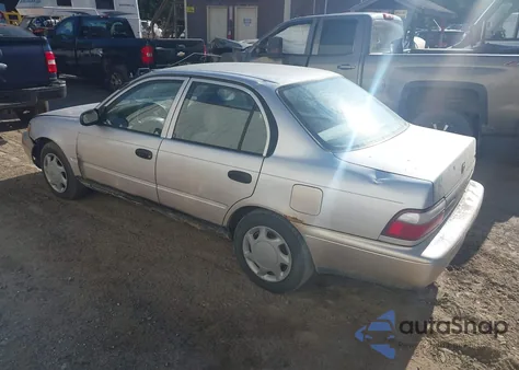 1997 Toyota Corolla Ce z USA, uszkodzony, nr VIN 2T1BA02E0VC193407